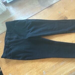 American Eagle black denim skinny jeans size 8 short